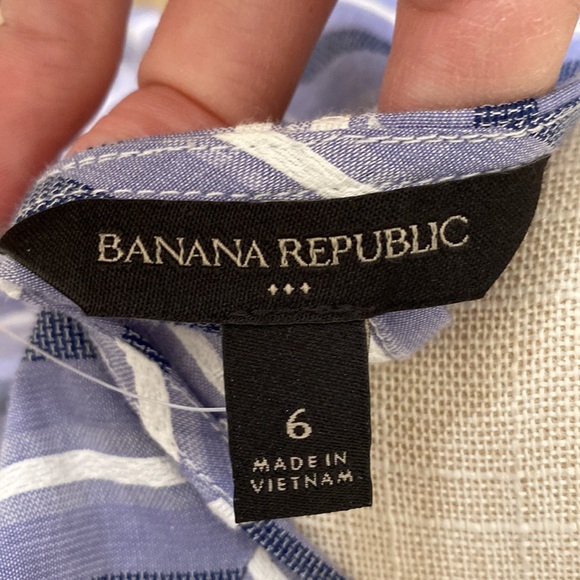 New Banana Republic deep v neck blue striped blouse top 6 - Picture 5 of 7